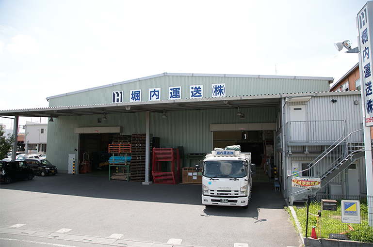三郷インター倉庫の写真